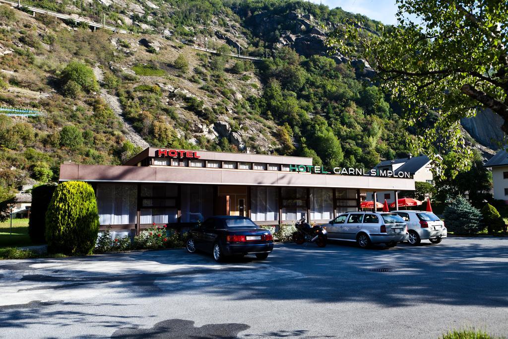 Hotel Garni Simplon Brigerbad エクステリア 写真